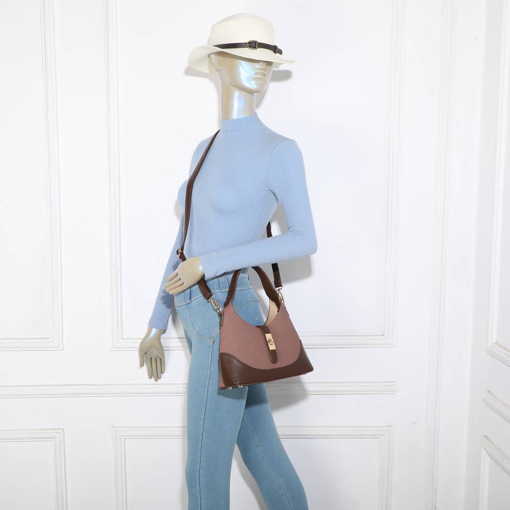 bolsa com linhas suaves e design equilibrado