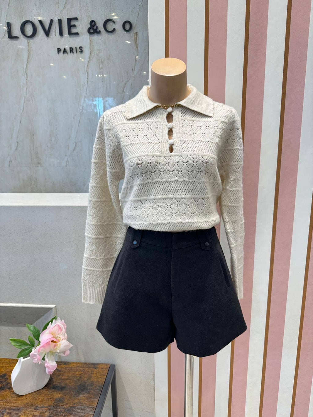 Calções de cintura alta com passantes