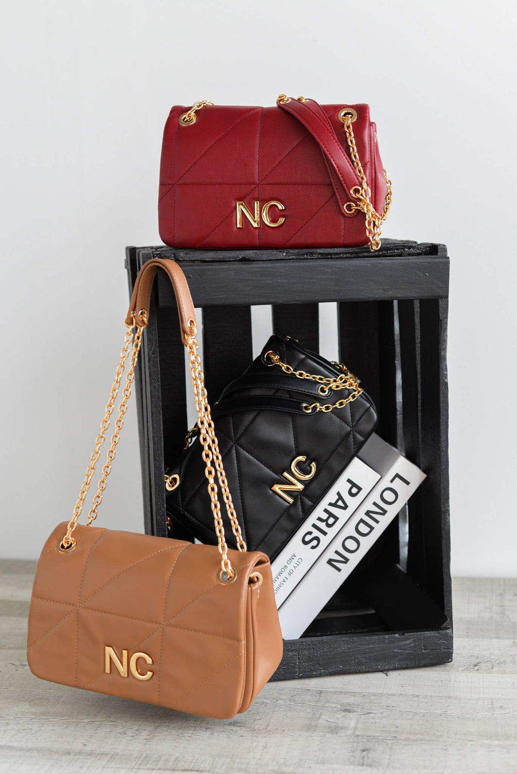 Bandoleira Aba Pele Vegana NC Costurada Preta