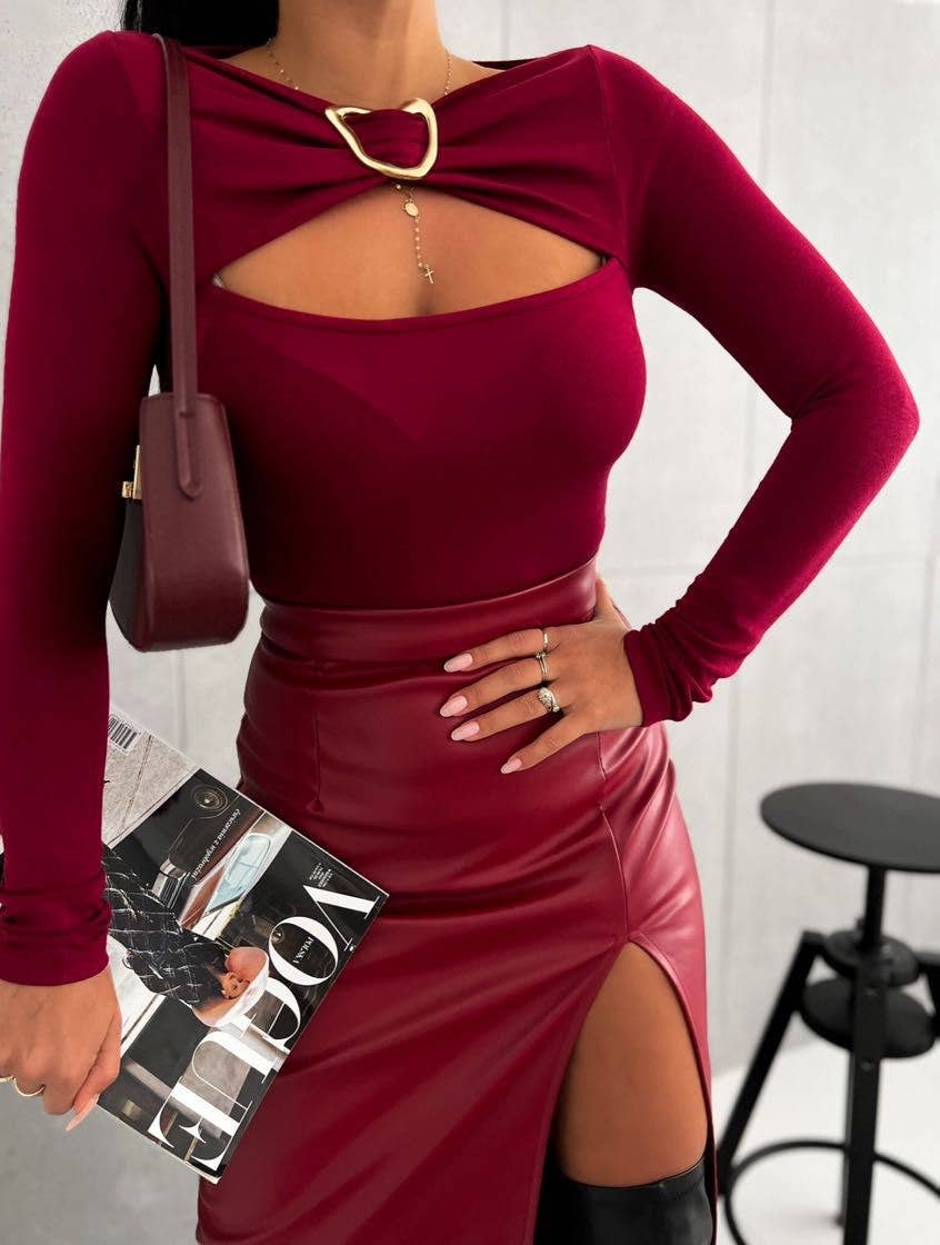 Body único com fivela