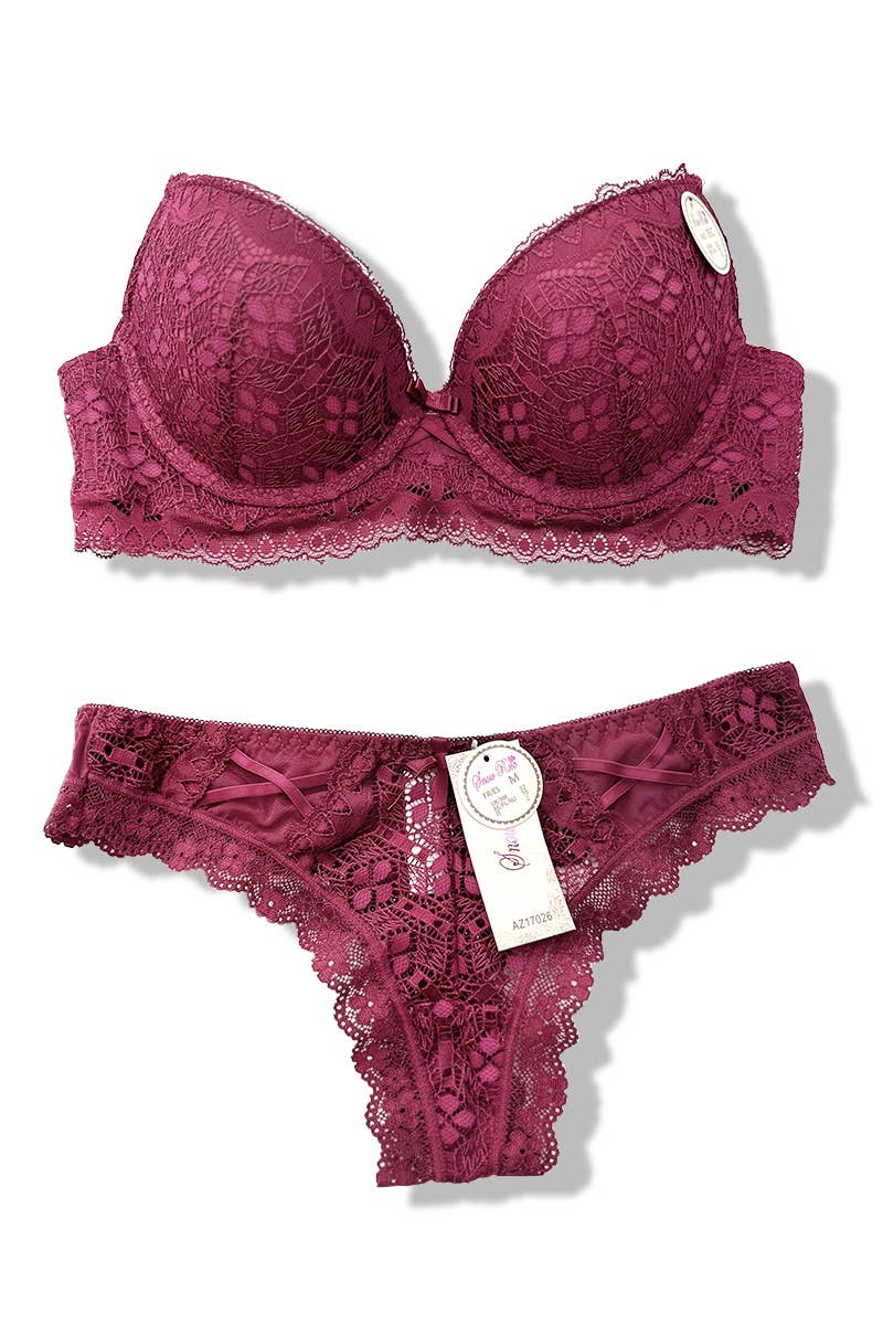 Conjunto de sutiã com aro e bojo + calcinha fio dental
