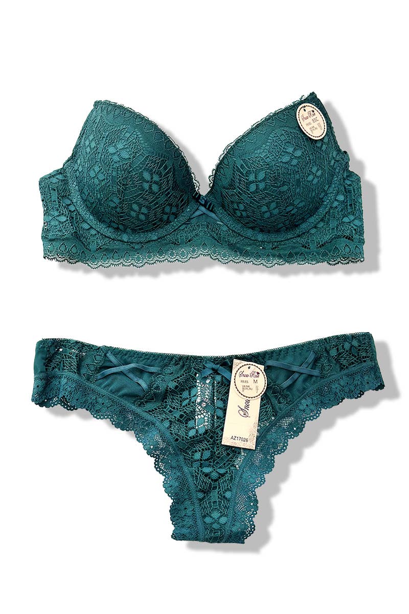 Conjunto de sutiã com aro e bojo + calcinha fio dental